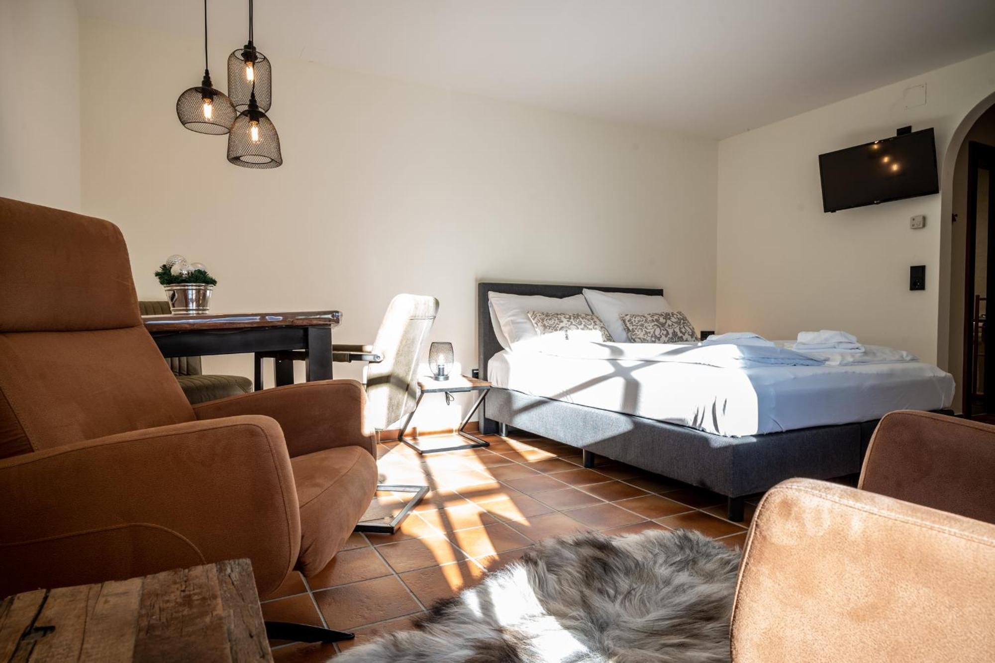 Landhaus Lodges Kaprun By We Rent Rum bild
